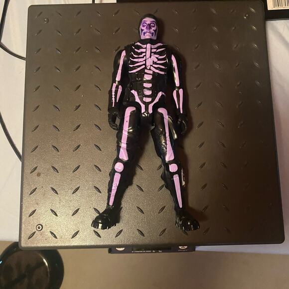 Fortnite Purple Skull Trooper Action Figure - Picture 1 of 2